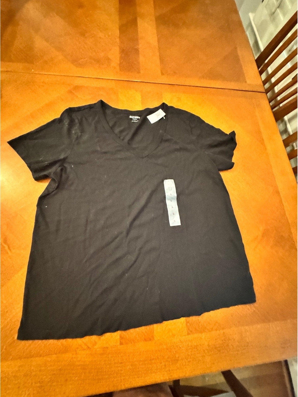 Old Navy Women's Black V-Neck T-Shirt Size L 3211